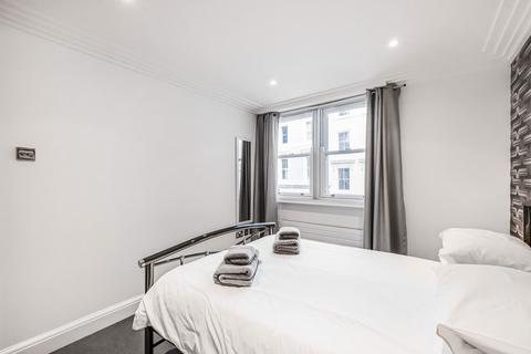1 bedroom apartment to rent, Exchange Court, London WC2R