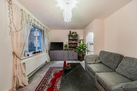 undefined, Huxley Close, Uxbridge, Hillingdon