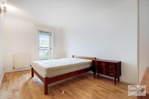 2 bedroom flat to rent, Queen of Denmark Court, London, SE16