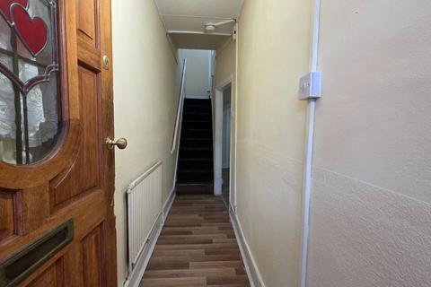 3 bedroom terraced house to rent, Mitcham Road, London