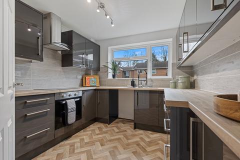2 bedroom flat for sale, Flat 3, Mere Court, Sandbach Road North, Alsager, Stoke-on-Trent