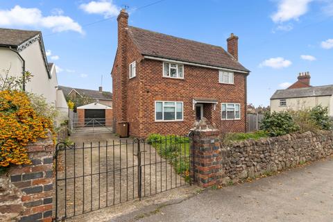 3 bedroom detached house for sale, Poolbrook Road, Malvern, Worcestershire, WR14 3JF