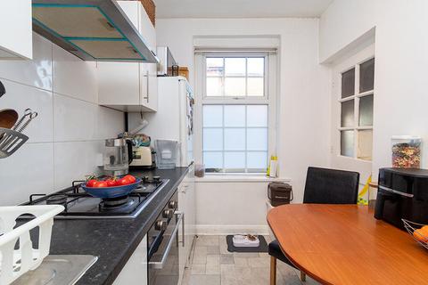 undefined, Friern Park, London N12