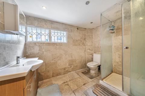 Pub for sale, 225 Portobello Rd London W11 1LU