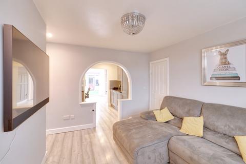 undefined, Ford Lane, Rainham RM13