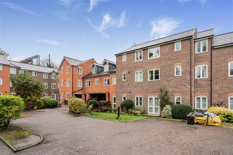 2 bedroom flat for sale, Harpenden AL5