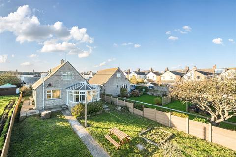 5 bedroom detached bungalow for sale, Clarence Close, Portland