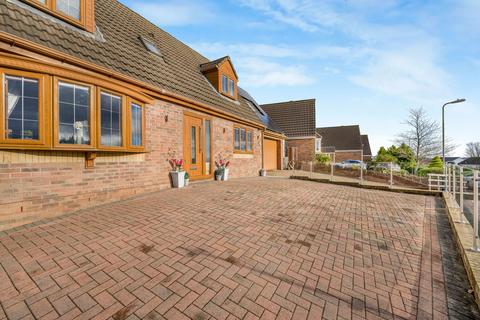 undefined, Heol Cwarrel Clark, Caerphilly CF83