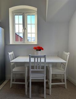 2 bedroom flat for sale, West End Close, Chippenham