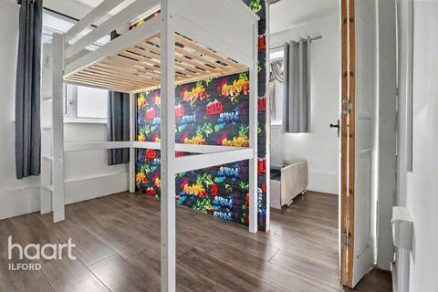 Bradfield Drive, Barking