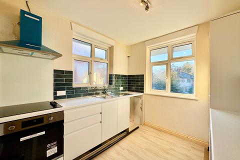 2 bedroom maisonette for sale, Methuen Close, Edgware, HA8
