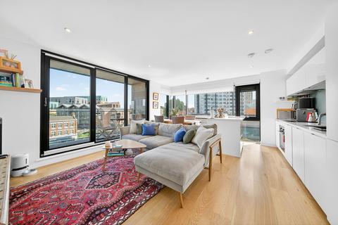 2 bedroom flat for sale, Hardwicks Square, London SW18