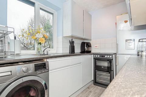 undefined, Clifton Place, Pudsey