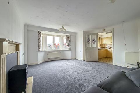 2 bedroom retirement property for sale, Lord Street, Southport PR8