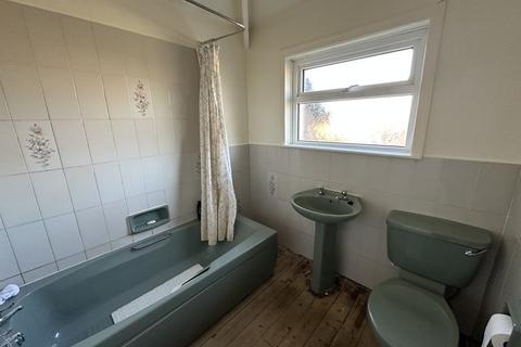 5 bedroom semi-detached house for sale, Milton Avenue, Clitheroe, BB7 2HX