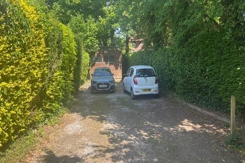 Office to rent, 89 High St Caterham CR3 5UH