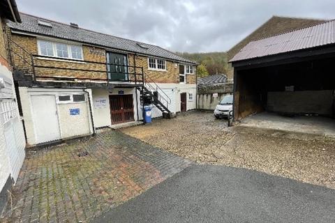 Office to rent, 19-21 Timber Ln Caterham CR3 6LZ