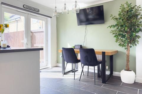 undefined, Brighouse, Brighouse HD6