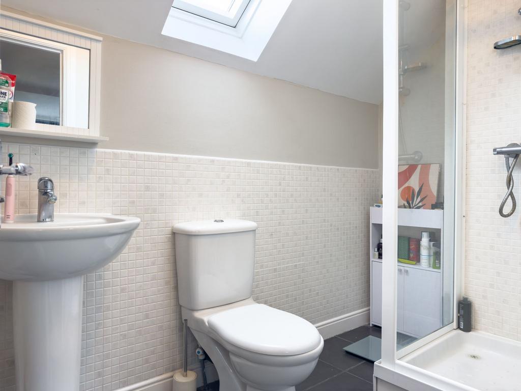 En-suite shower room