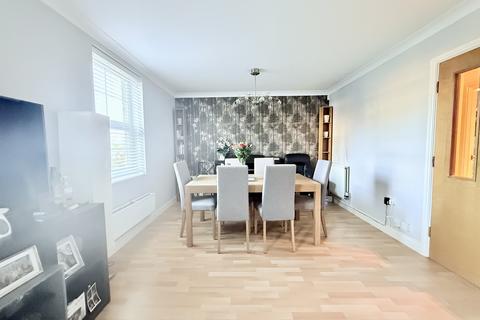 undefined, Stoneleigh Court, Leeds LS17