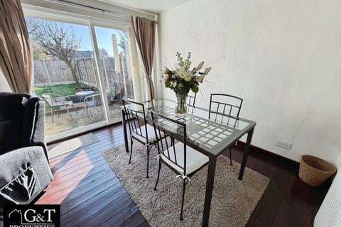 3 bedroom terraced house for sale, Grosvenor Way, Brierley Hill