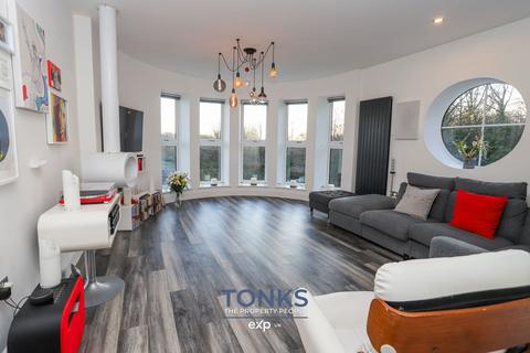 undefined, Roadstone Drive, Dudley DY3
