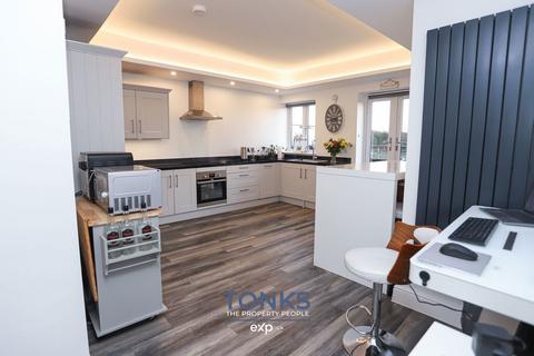 undefined, Roadstone Drive, Dudley DY3