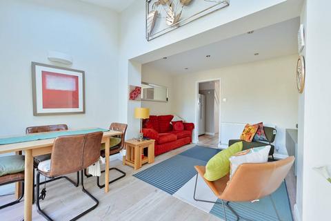 2 bedroom terraced house for sale, Lingmoor Drive, Watford, WD25