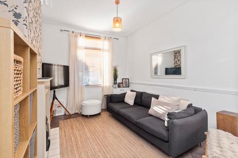 2 bedroom end of terrace house for sale, Greenfield Road, Dentons Green, WA10