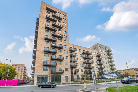 2 bedroom flat to rent, Mast Street, Barking, IG11