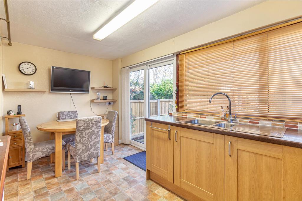 Kitchen-3.jpg