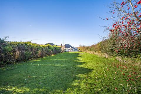 undefined, Picket Mead Road, Newton, Swansea, West Glamorgan. SA3 4SA