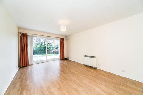2 bedroom flat to rent, Dorchester Court, Liebenrood Road, Reading, RG30