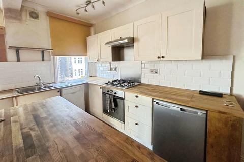 1 bedroom flat for sale, Chaucer Road, Bedford, MK40