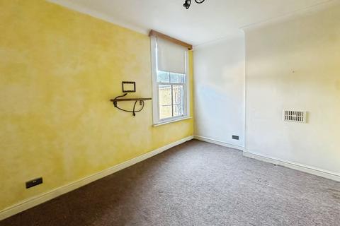 1 bedroom flat for sale, Chaucer Road, Bedford, MK40