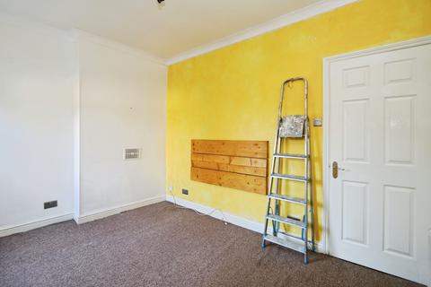 1 bedroom flat for sale, Chaucer Road, Bedford, MK40