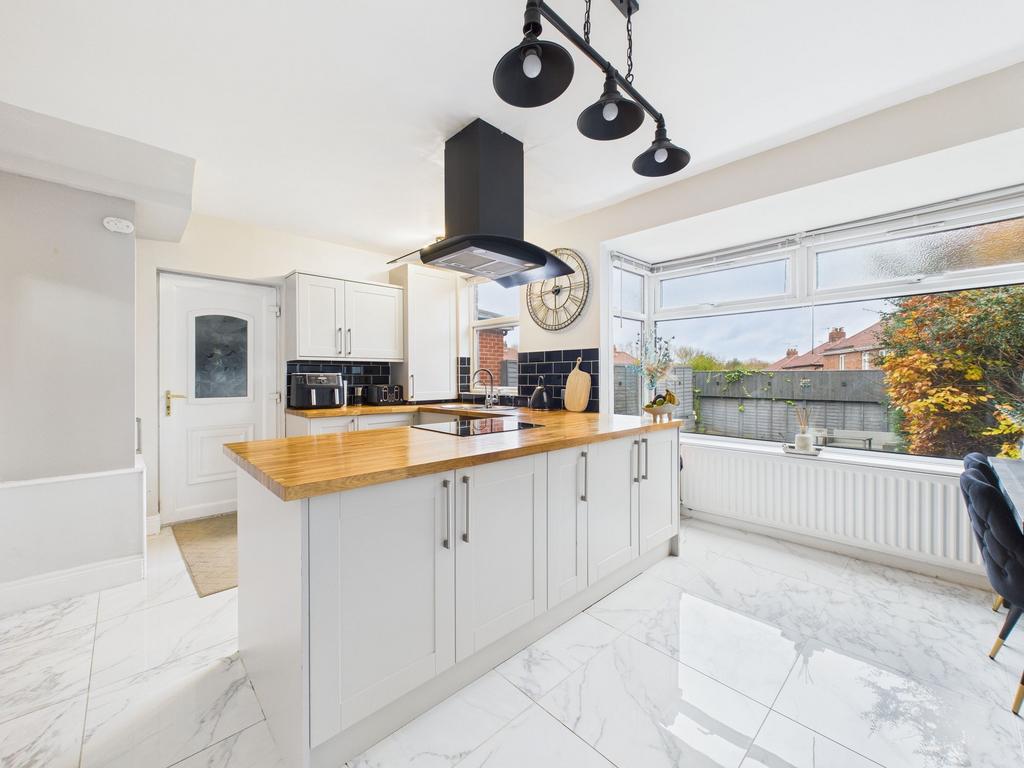 Dining Kitchen