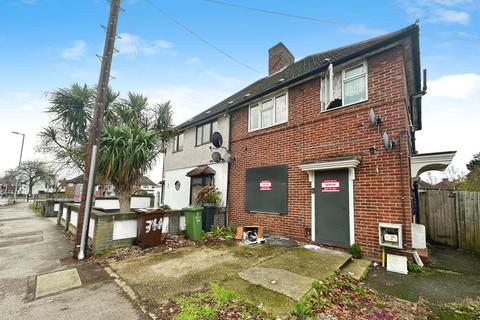 undefined, Bennetts Castle Lane, Dagenham RM8