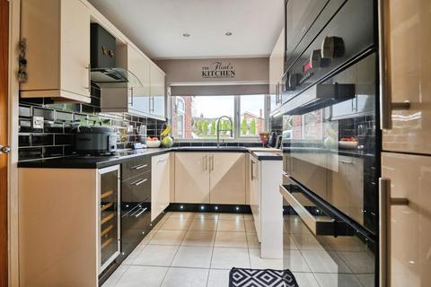 5 bedroom detached house for sale, Woodhouse Lane, Tamworth