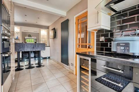 5 bedroom detached house for sale, Woodhouse Lane, Tamworth