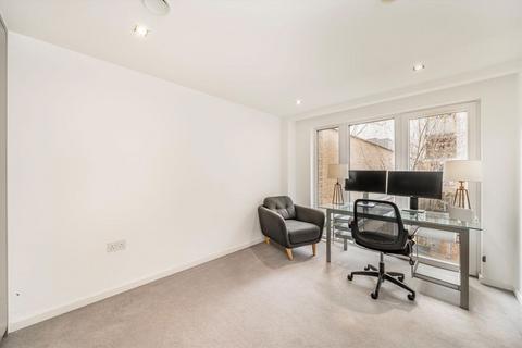 2 bedroom flat to rent, Farm Lane, Fulham SW6