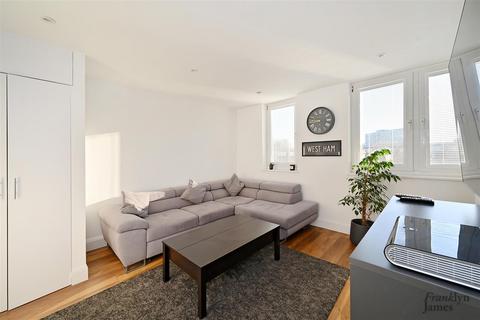2 bedroom apartment to rent, Seyssel Street, London, E14