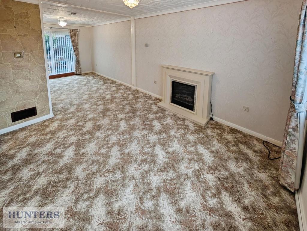 Lounge / Dining Room