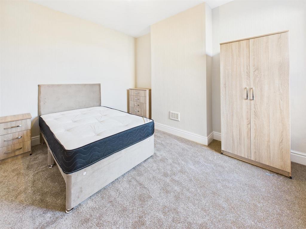 Room 4