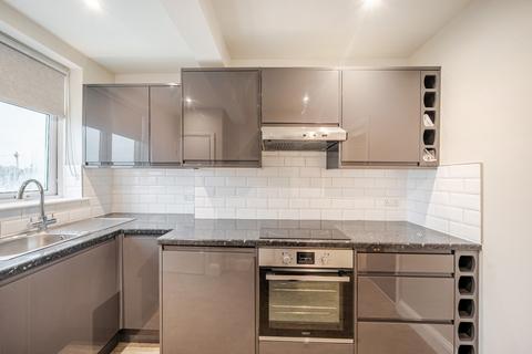 Alexandra Avenue, Harrow