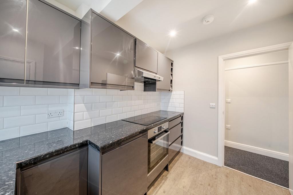 1382227 15 691719...