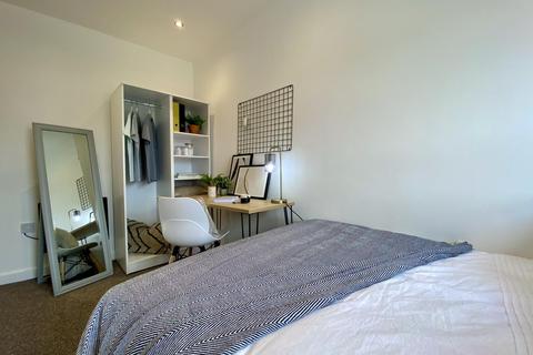 7 bedroom house to rent, Gascoyne Street, Manchester M14
