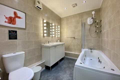 7 bedroom house to rent, Gascoyne Street, Manchester M14