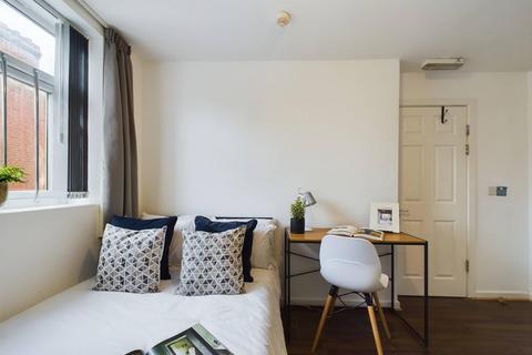 7 bedroom house to rent, Gascoyne Street, Manchester M14