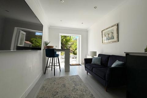 1 bedroom house to rent, Church Road, Shanklin, Isle of Wight, PO37